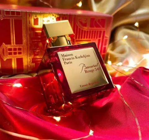 Parfum Bacca Merah logo