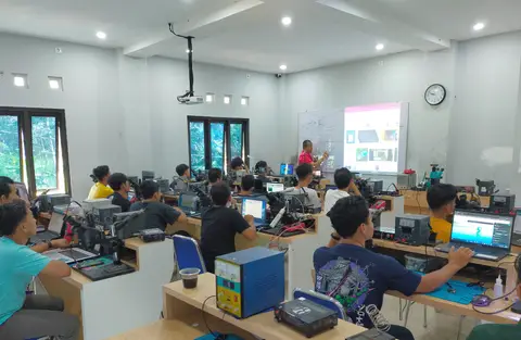 Training Online Borneoflasher Indonesia - Kelas Hardware Basic to Advanced Android